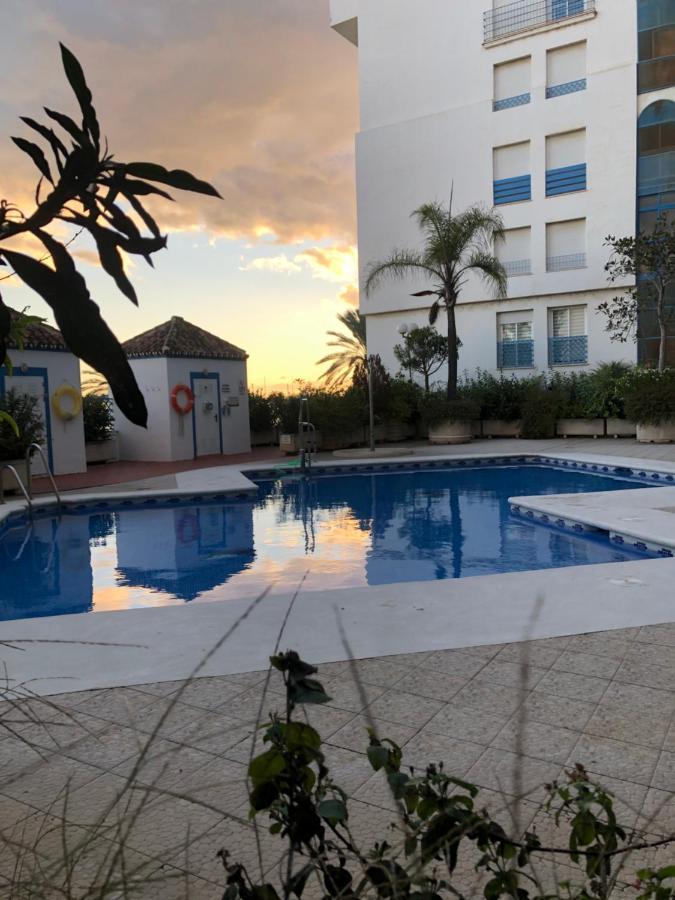 Marina Apartment Beach Estepona Luaran gambar