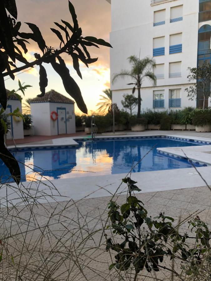 Marina Apartment Beach Estepona Luaran gambar
