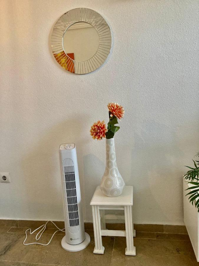 Marina Apartment Beach Estepona Luaran gambar